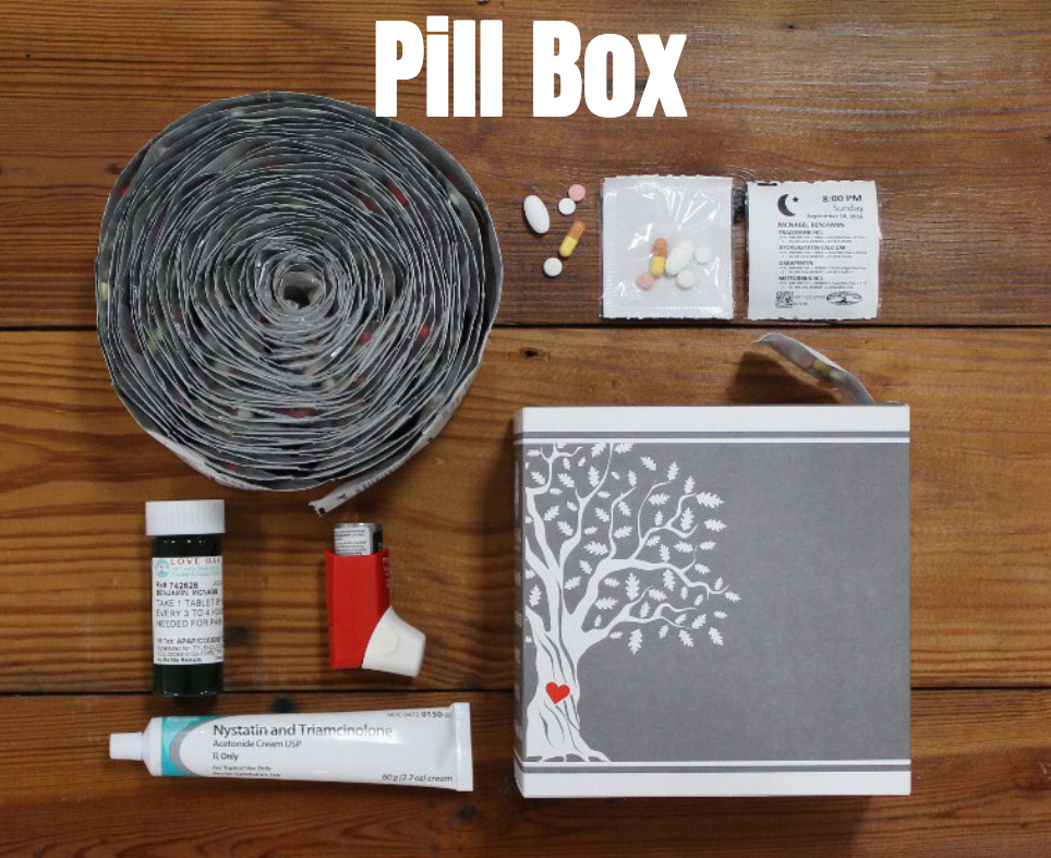 Love Oak Pill Box